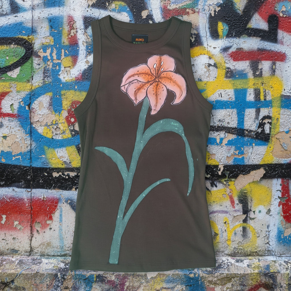 Lovely Lily Tank Top Small