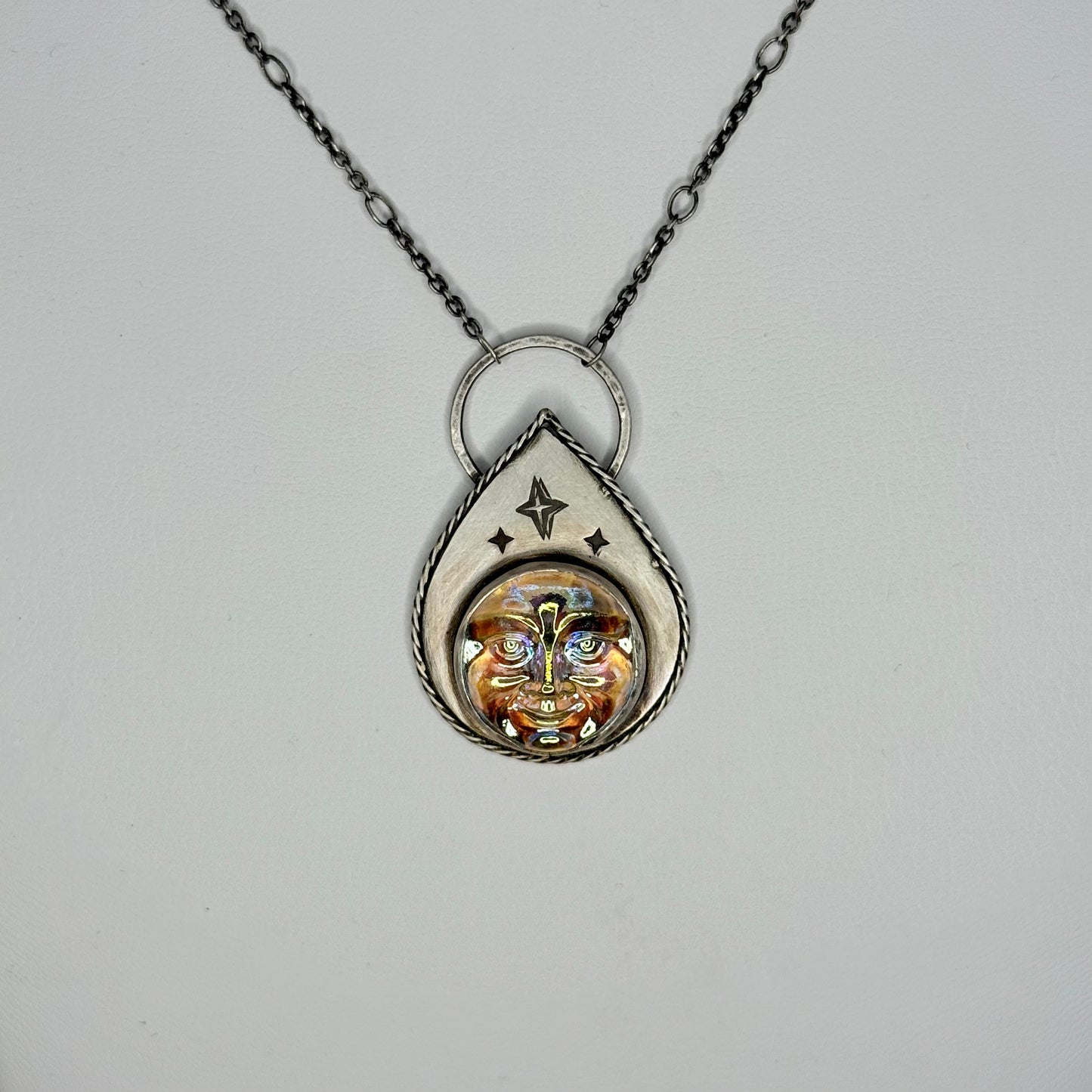 MOONGLOW Pendant