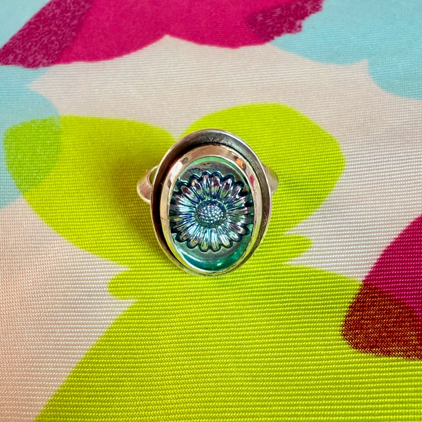 DAISY Ring
