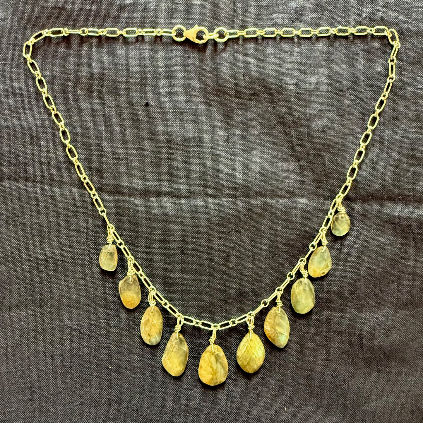 CHUNK Necklace (labradorite)